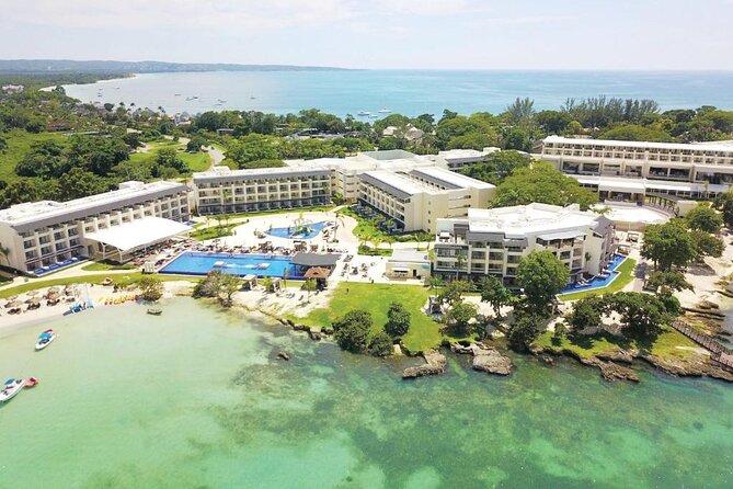 Montego Bay Airport Private Taxi to Royalton Negril - Who This Transfer Is Best For