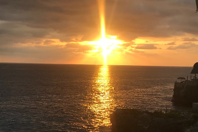 Montego Bay Airport Taxi to Grand Palladium & Spa - Price and Value: How $32.50 Per Person Adds Up