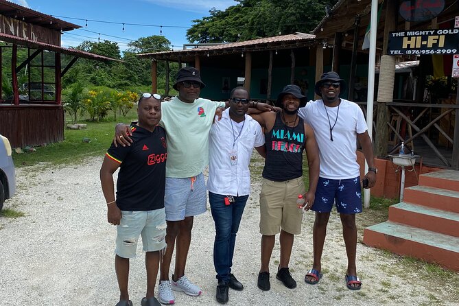 Montego Bay Airport Transfer-Excellence, Royalton, Eden Bay - Who this Montego Bay transfer suits best