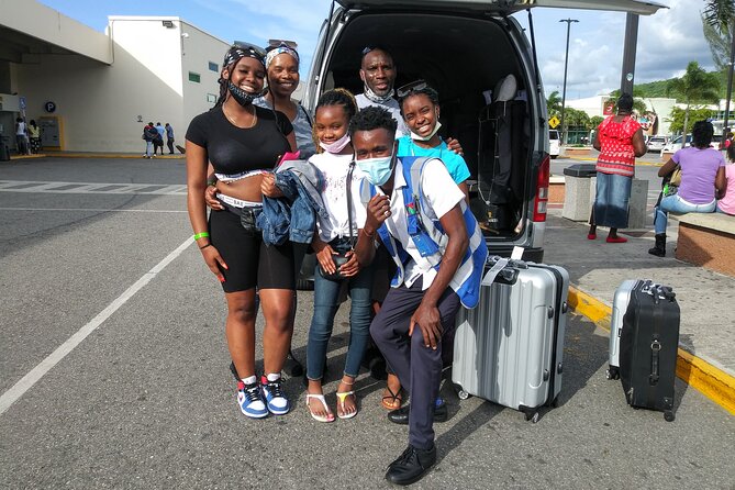 Montego Bay Airport Transfer to and from Hotels in Montego Bay. - The Ride Itself: Air-Conditioned Comfort, Water, and Real Local Talk