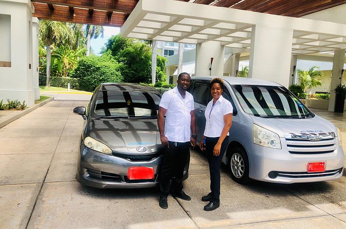 Montego Bay Airport Transfers ( Round Trip-Montego Bay Hotels) - Child seats, service animals, and who this transfer suits best