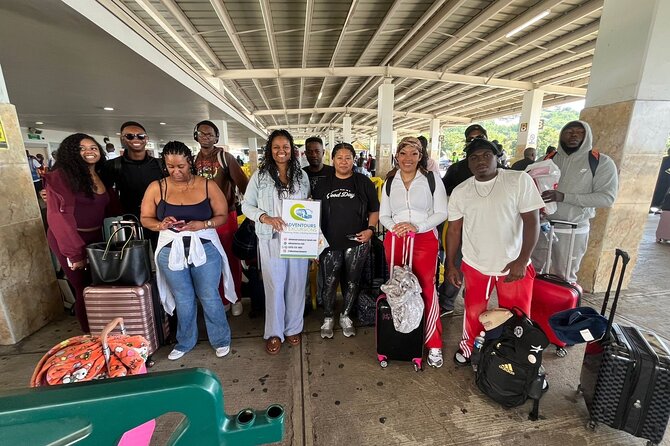 Montego Bay Airport Transfers ( Round Trip-Montego Bay Hotels) - Price and value: $60 per group can be a smart trade for short rides