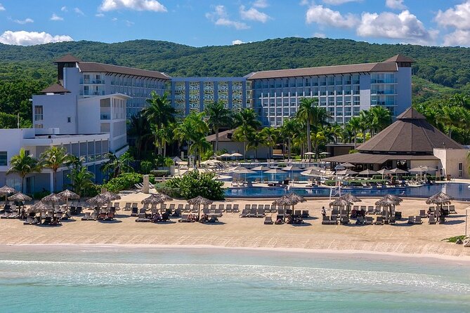 Montego Bay Airport Transfers to Hotels in Falmouth/ Trelawny - How This Service Helps You Enjoy Jamaica Beyond the Airport