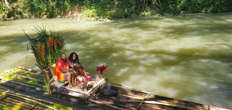 Montego Bay: Bamboo Raft Cruise on the Great River - Boarding the 30-foot bamboo raft: what the ride is like