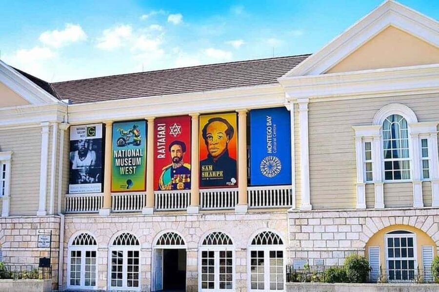 Montego Bay: City Highlights and Souvenir Shopping Tour - Who should book this tour, and who might be disappointed