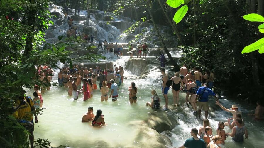 Montego Bay: Dunn's River Falls & Lunch at Bamboo Beach Club - Key Things I’d Circle First