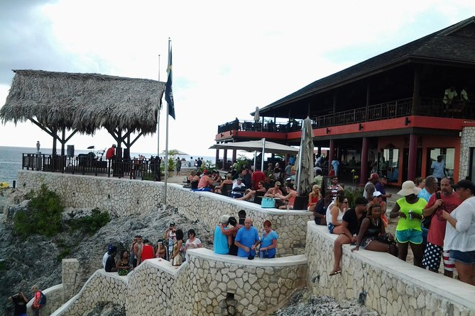 Montego Bay Excursion Negril 7 Miles Beach, Rick's Cafe and Time Square Shopping - 7-Mile Beach time: what you can really do with it