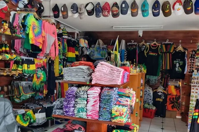 Montego Bay Hip Strip Shopping and Margaritaville - Montego Bay Hip Strip Shopping: Over 20 Shops to Compare