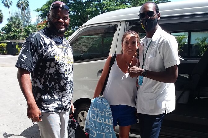 Montego Bay Jamaica MBJ Airport Transfer to Hotels in Montego Bay - Private Service For Families, Seniors, And Any Group That Wants Smooth