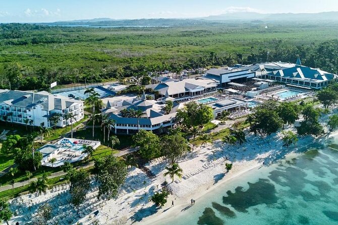 Montego Bay Jamaica Sangster Airport Transfer to hotels in Negril - The drive experience: views, coast road energy, and local tips