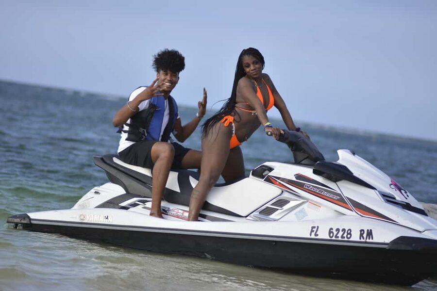 Montego Bay: Jet Ski & Beach with Private Transport - 30 Minutes on the Jet Ski, Beginner Training Included