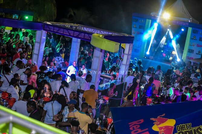 Montego Bay Night Life & Clubbing l Pier 1, Lounge 27/27 l Taboo - Comfort and safety: the underrated benefit of air-conditioned transport