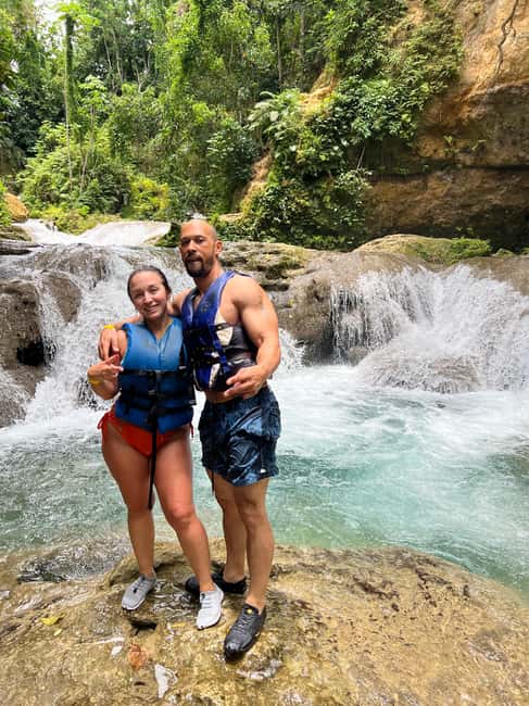 Montego Bay: Private Dunn's River Falls and Blue Hole Tour - Price and value: what $140 per person is really paying for