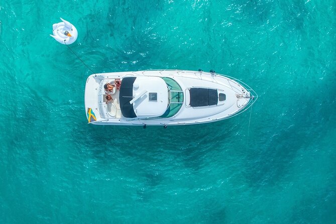 Montego Bay Private Yacht Tour with Open Bar and Lunch - The half-day flow: Harbor cruise, marina snorkeling, lunch on the Hip Strip