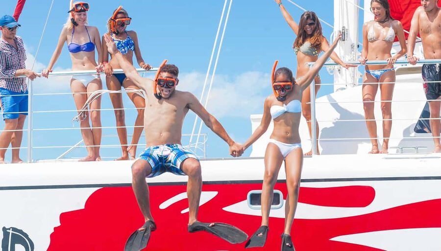 Montego Bay: Reggae Family Catamaran Cruise with Snorkeling - Hotel Pickup, Check-In, and How the 3 Hours Feel