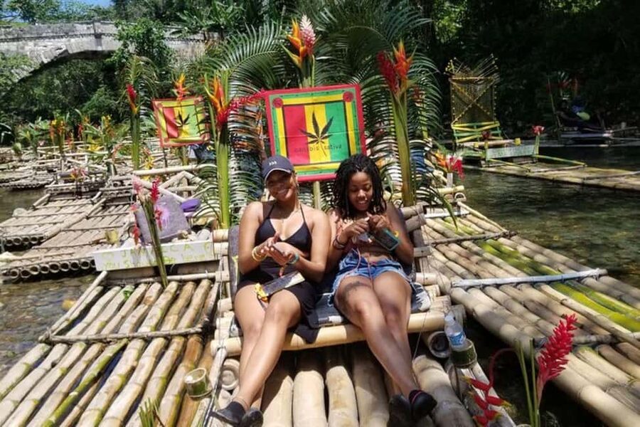 Montego Bay: River Rafting and Dunn's River Falls Day Trip - Climbing Dunn’s River Falls step-by-step (and options for drier sightseeing)