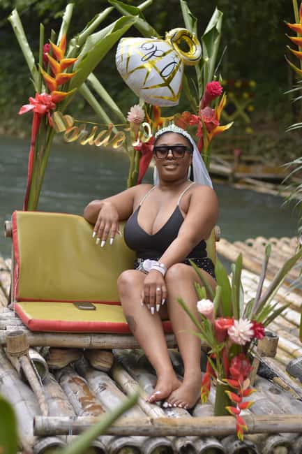 Montego Bay: River Rafting and Limestone Foot Massage - Seasonal fruit and refreshments: small stops that change the mood