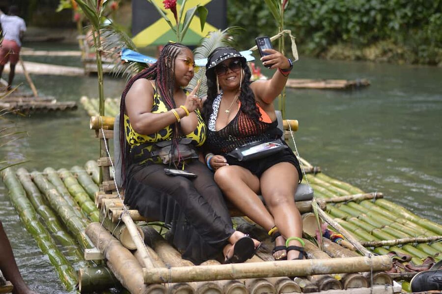 Montego Bay: River Rafting and Limestone Foot Massage - Limestone foot massage with river rocks: the part people remember