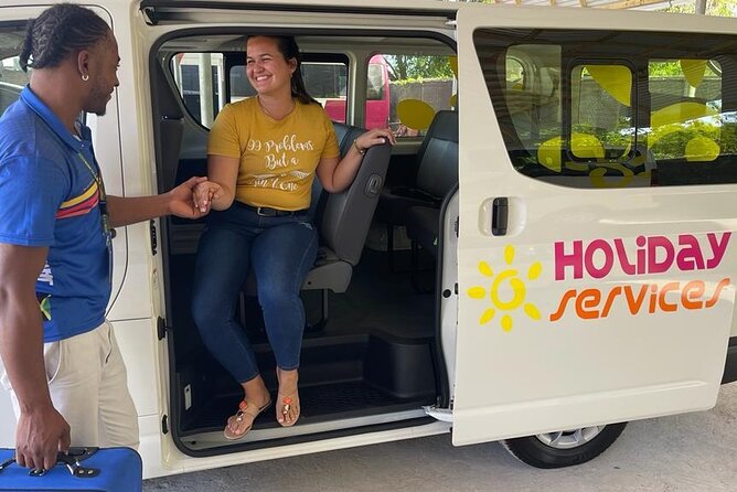 MontegoBay Airport to Ocho Rios: One way/Round Trip cheap Shuttle - Key things that make this shuttle work