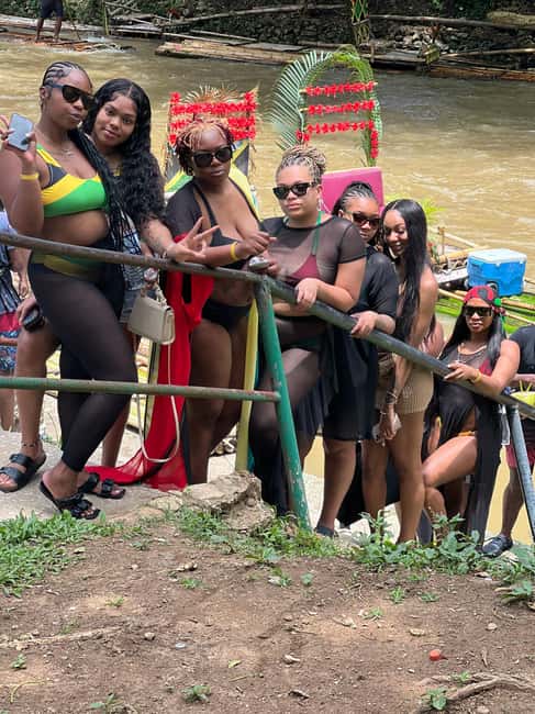 Montegobay: Rafting Tour with Limestone Massage - Key Points at a Glance