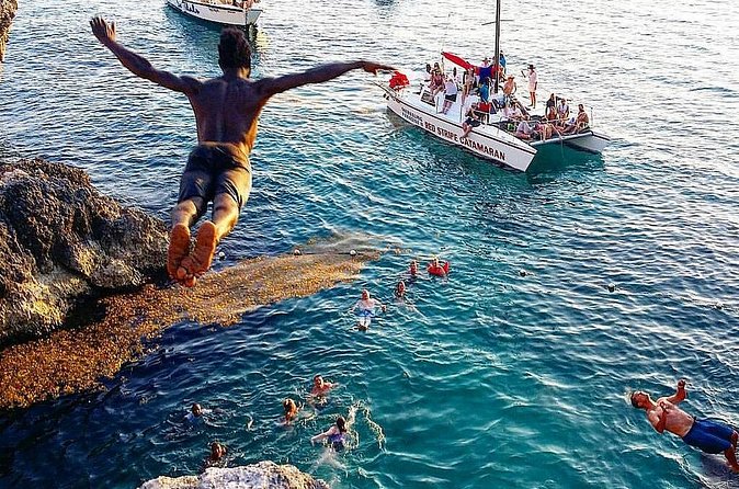 Negril 7 Mile Beach & Rick's Café Combo Tour from Montego Bay - Price and value: what $205.13 per group gets you