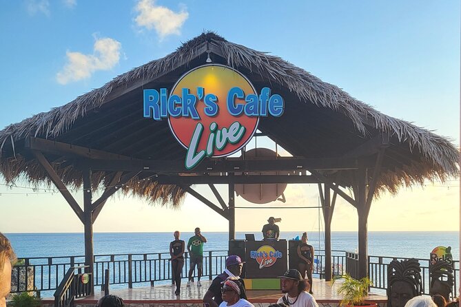 Negril Beach Break and Ricks Cafe - Montego Bay Cruise Port - Negril sun time, music, and choosing your lobster grill