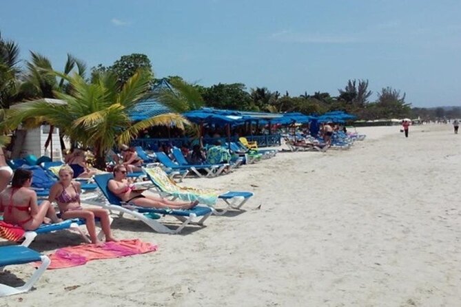Negril Beach, Ricks Cafe and Margaritaville from Montego Bay - What to bring for beach sand, cliff views, and nightlife energy