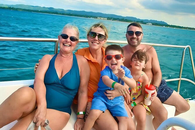 Negril Catamaran: Adults Sunset Party with Drinks & DJ - Rick’s Cafe Sunset: When the Cliffs Go From Spectacle to Logistics