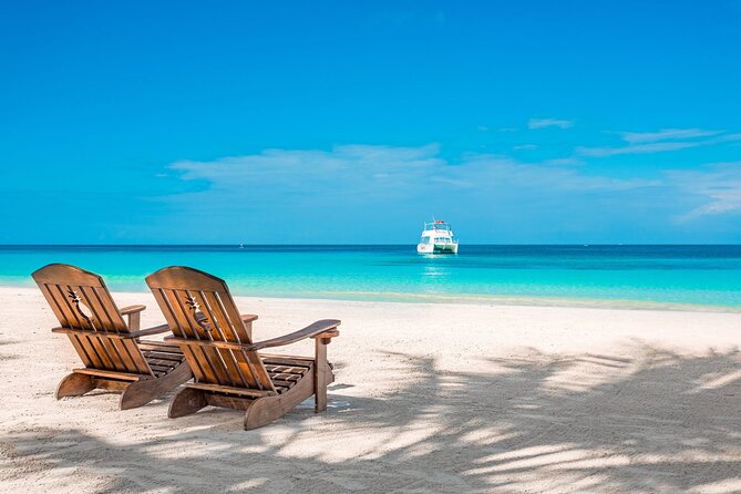 Negril Day Trip to Seven Mile Beach & Rick's Cafe w/Admission from Montego Bay - Guide and driver matters more than you think