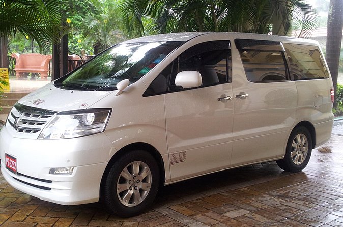 Negril Hotels Private Transfer - Timing reality: traffic, winding roads, and staying calm