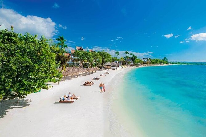 Negril's Private Day Trip with Margaritaville and Rick's Cafe - Key highlights