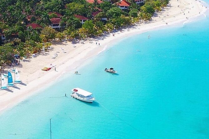 Negril Seven Mile beach and Rick’s Cafe from Montego Bay - Montego Bay to Negril: a smooth, air-conditioned transfer