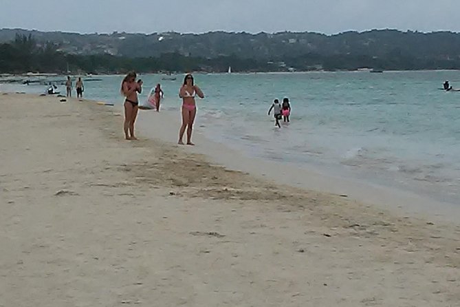 Negril seven Miles Beaches & Shopping Only | Spend more time on the Beach: - First Stop: Beach Shoppe Negril for a More Useful Shopping Break