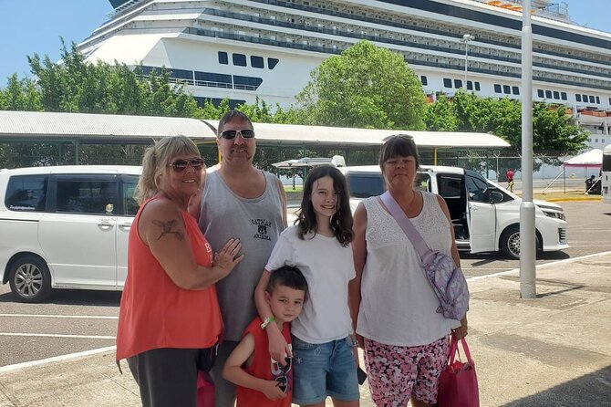 Ocean Coral Spring and Eden Bay Airport transportation services - The Ride Itself: Coastal Views and a Real Welcome