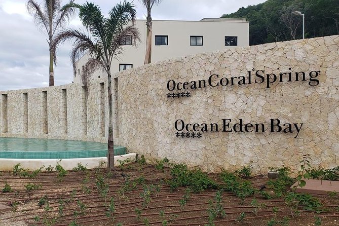 Ocean Eden Bay Montego Bay Airport Transfers - The 45 to 50 minute ride to Ocean Eden Bay or Ocean Carol Springs