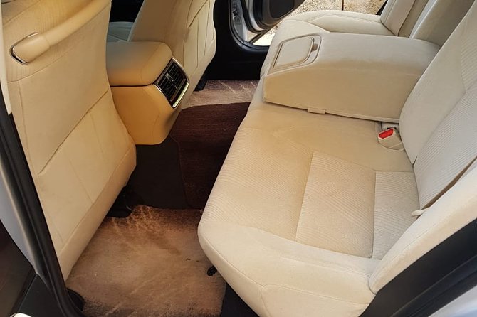 Ocho Rios Airport Transfer - Making the Ride More Fun: Short Stops for Food and Souvenirs