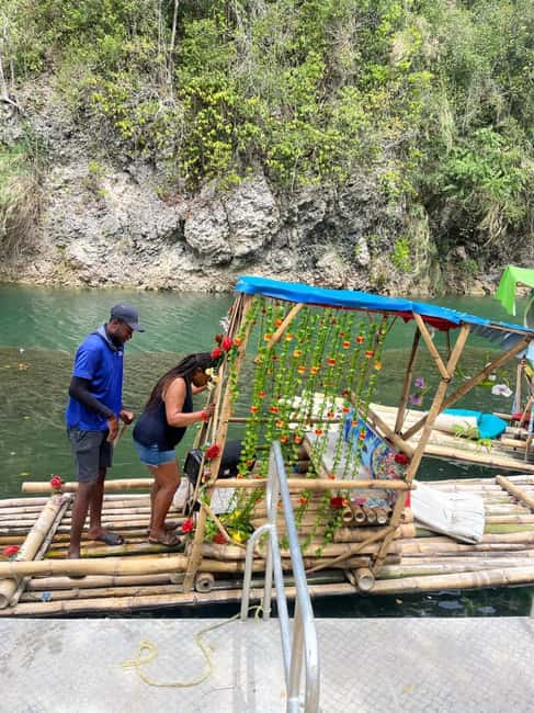 Ocho Rios : Bamboo River Rafting in Ocho Rios Jamaica. - Should you book Ocho Rios Bamboo River Rafting with CoopaTours?