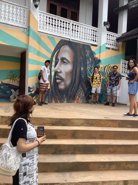 Ocho Rios: Bob Marley Museum and Nine Mile Guided Tour - The Guided Museum Experience: More Than a Photo Stop