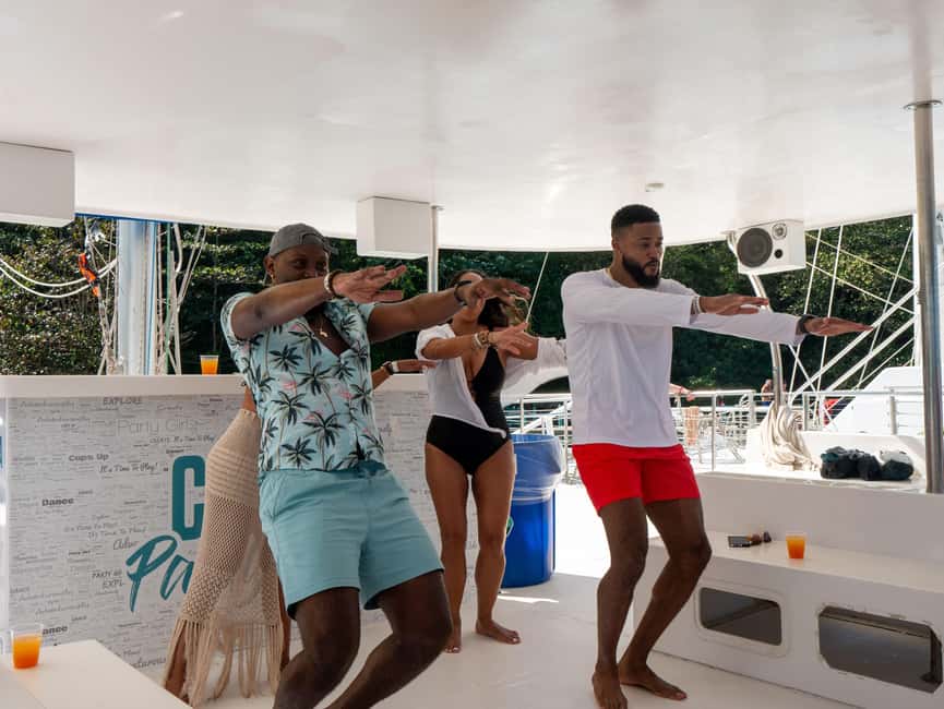 Ocho Rios: Catamaran Sail & Snorkel + Dunn's River Climb - Snorkeling reality check: make 45 minutes count