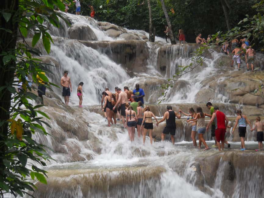 Ocho Rios: Dunn’s River Falls & Reggae Hill Tour - Lunch and drinks: where the $95 value really shows up