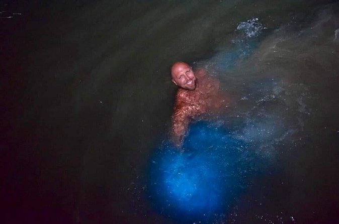 Ocho Rios Luminous Lagoon Swim Experience - What you’re really booking: a bioluminescent bay glow show