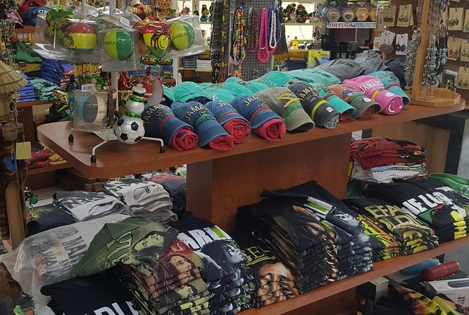 Ocho Rios Shopping Tour - Taj Mahal Shopping Center: Your Main Souvenir Bracket