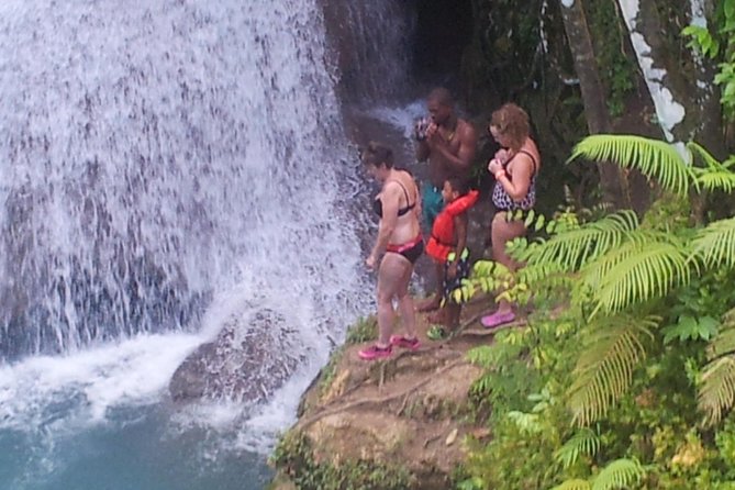 Ocho Rios Tour: Blue Hole and Dunn's River Falls - Price and Value Check for $139.49 Per Person