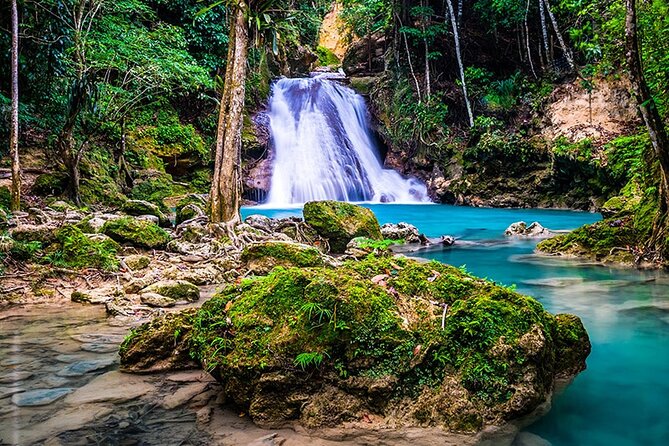 Ocho Rios Water Action Package (Blue Hole, Tubing & Dunns River) - Blue Hole: A Real Swim Window With Admission Taken Care Of