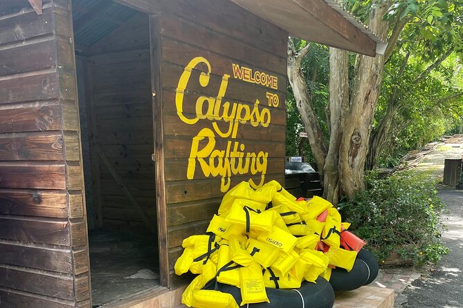 Ocho Rios White river tubing along with beach and lunch stop - Lagoon Breaks and Gentle Rapids: How to Enjoy the Water Without Overthinking It