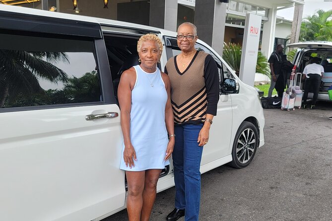 One way Private transfer from Airport to Resorts - The Drive Itself, Scenic Views, and Local Talk That Makes Time Pass