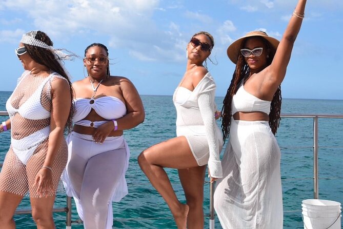 Party Catamaran: OpenBar, Music, Negril Beach, Caves, Snorkeling - Margaritaville Negril and 7 Mile Beach Time: What You Should Do With It