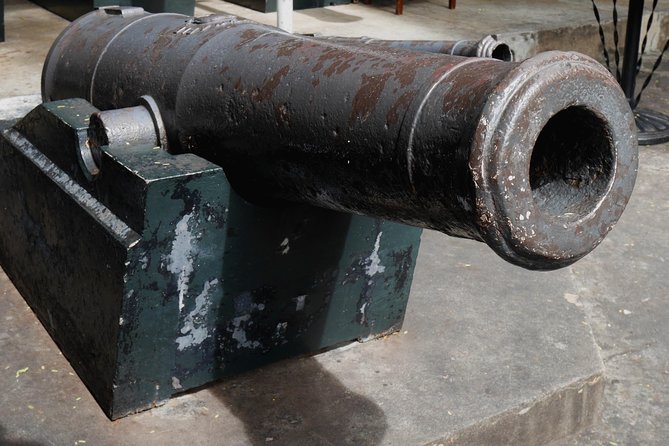 Port Royal Heritage & Sightseeing Tour from Kingston - Giddy House and Guided City Highlights Without Getting Lost