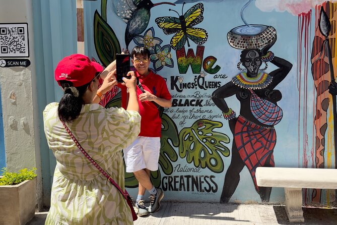 Port Royal (UNESCO World Heritage site)and Downtown Kingston Tour - Water Lane murals and Kingston Craft Market on the waterfront