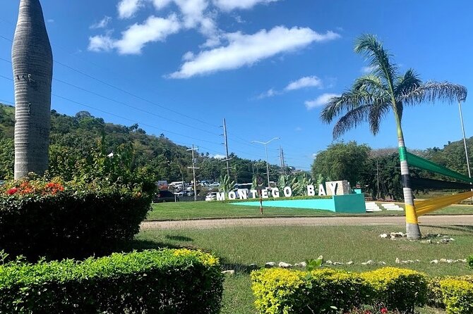Private Airport Pickup and drop off in Jamaica - From Sangster to Your Resort, Without the Stress Spiral